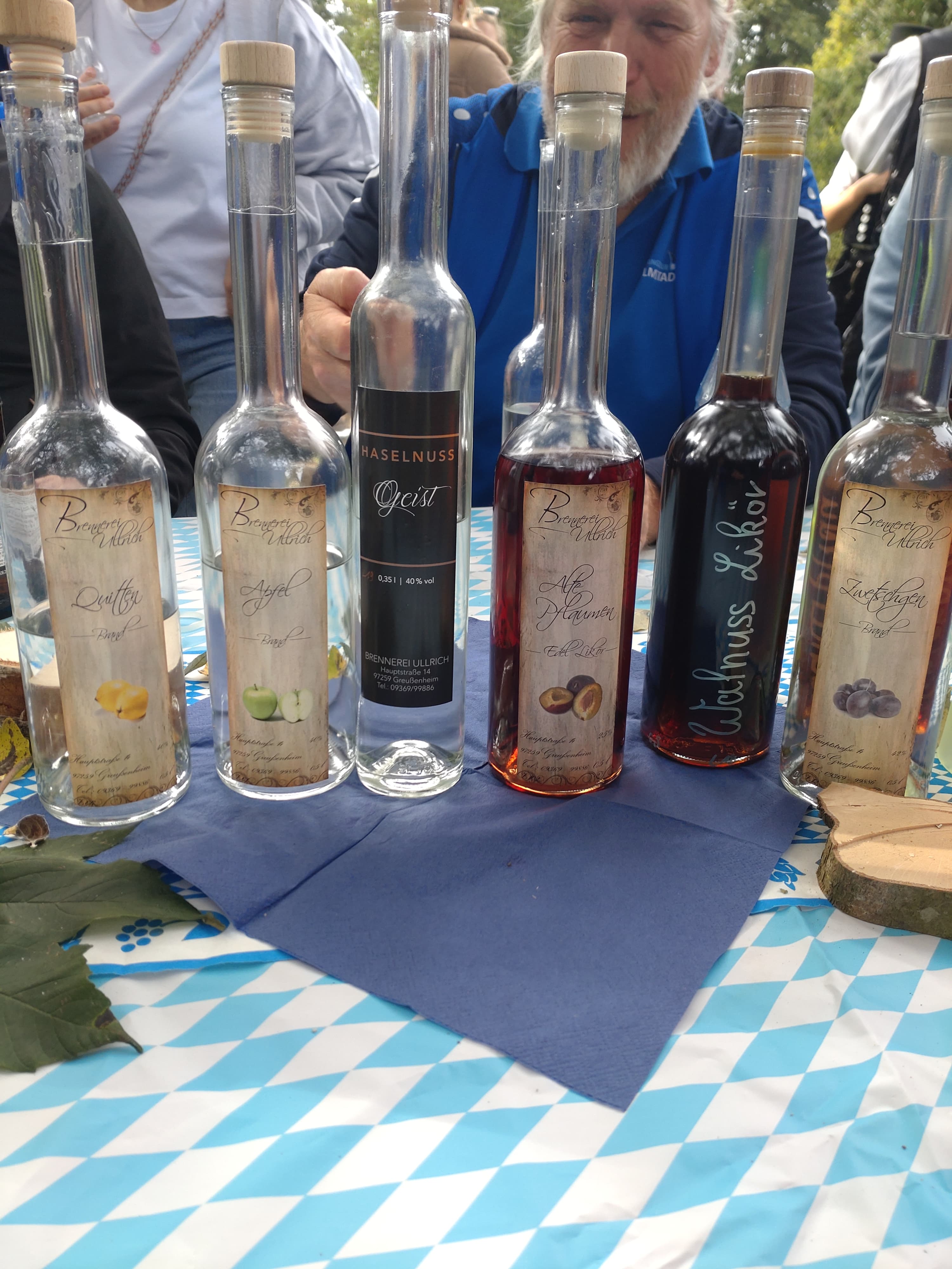 Likörchen beim Faschingsclub Helmstadt